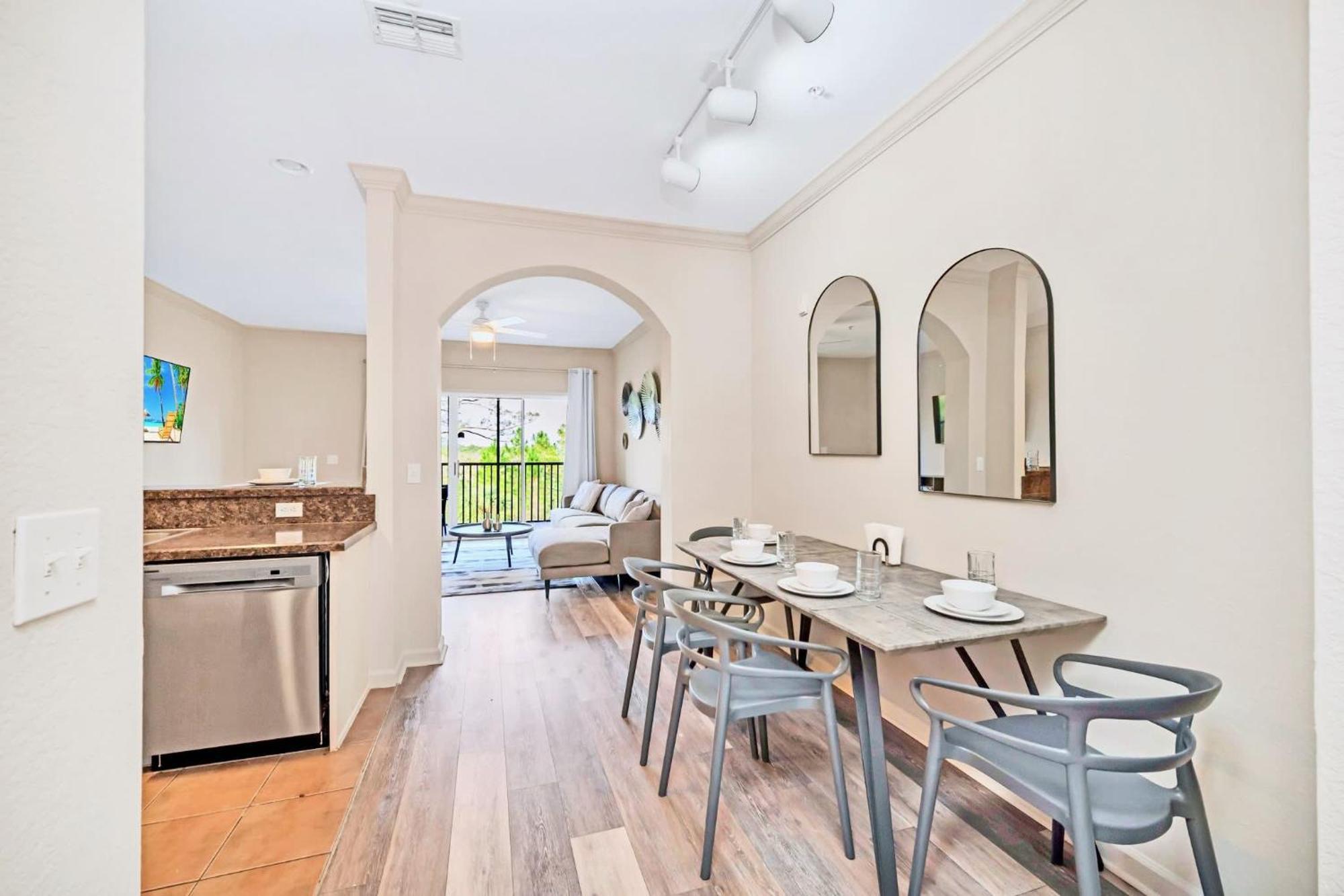 Bright 2Br Condo With Pool And Hot Tub - Near Disney! Orlando Ngoại thất bức ảnh